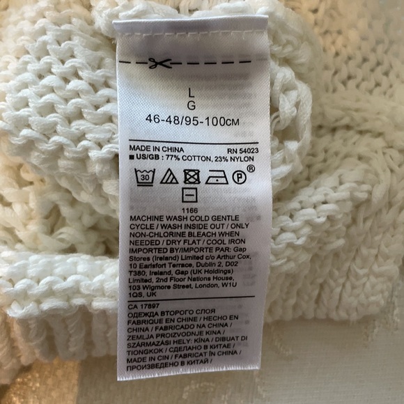 BANANA REPUBLIC SWEATER - Picture 4 of 5